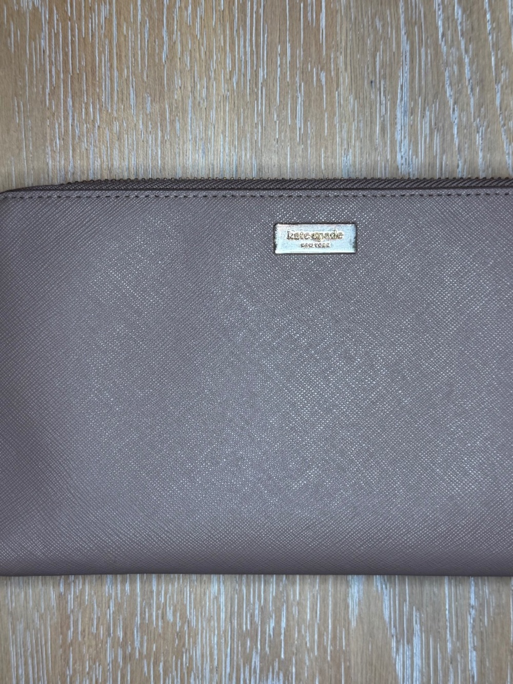 Kate Spade New York Zip-Around Leather Wallet in Dusty Mauve